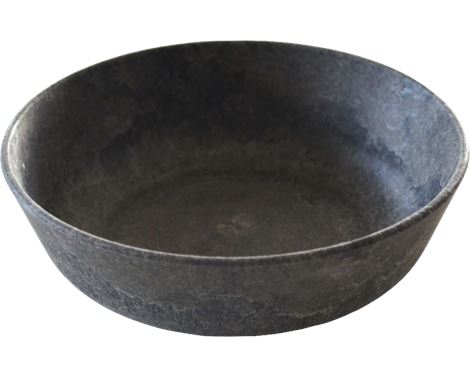 Elegant serveringsskål i stilrent design fra Luups – velegnet til moderne borddækning og professionel servering.