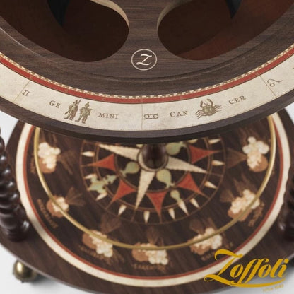 Klassisk Globusbar Explora – en stilfuld globusbar med et tidløst design, ideel til opbevaring af spiritus og glas. Perfekt til at tilføje elegance til hjemmet eller barområdet