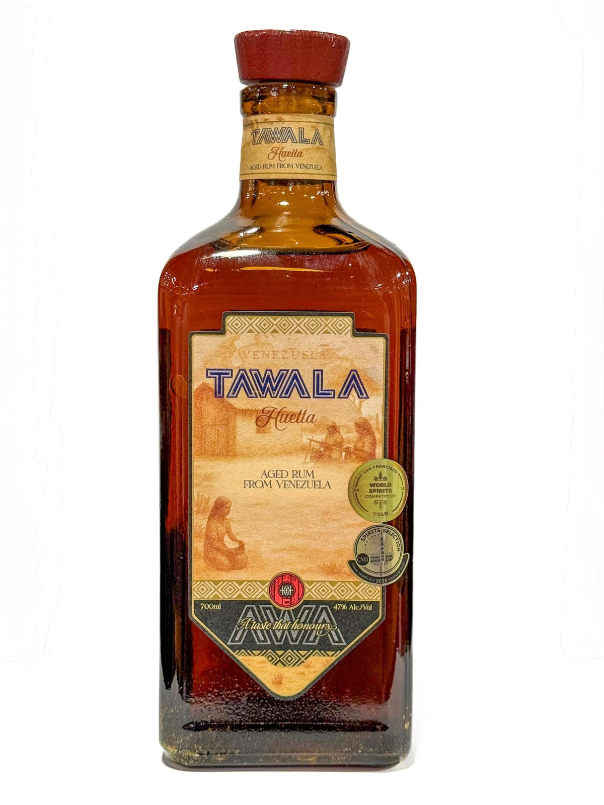 Tawala Huella rum 70 cl bottle, front view on a white background