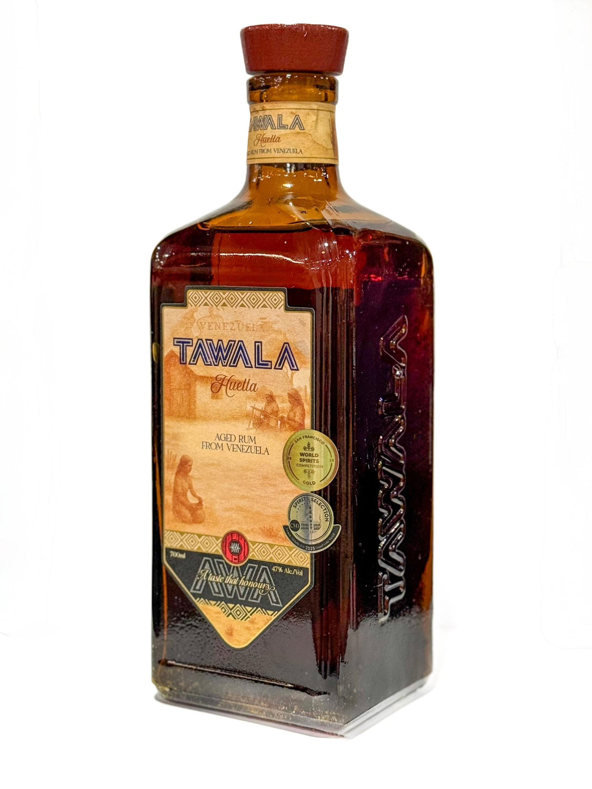 Tawala Huella Venezuelan rum 47% ABV bottle in an angled view